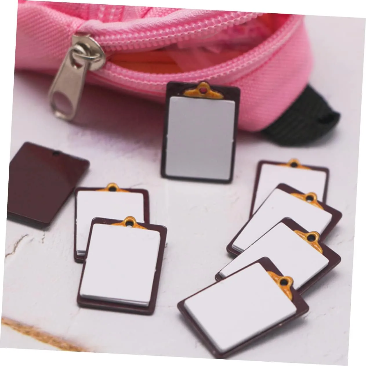 Clipboard Miniature Writing Board for Boys and Girls Doll House Decor Easy to Carry Decorate for Micro-Landscape Layout 4pcs*4 bottom drawback triumph arrow dictaphone BESPORTBLE 4sets Mini Paper 