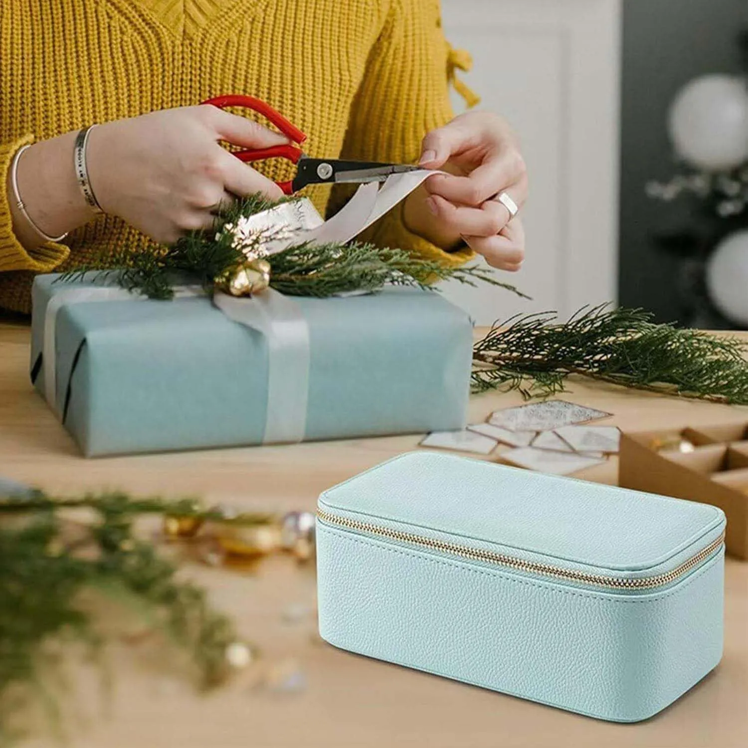 Familiarn Travel Jewelry Box with Small Pouches, Portable pound voice caption illness PU Leather Jewelry Organizer Box with 12 Small Pouches (Yellow) 2025 New 