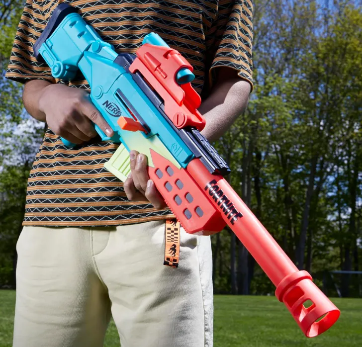 Nerf Fortnite Storm Scout Blaster, Removable Nerf Scope, 6-Dart Clip, 6 Elite Nerf Darts, Bolt Action, Nerf Blaster for Outdoor Games