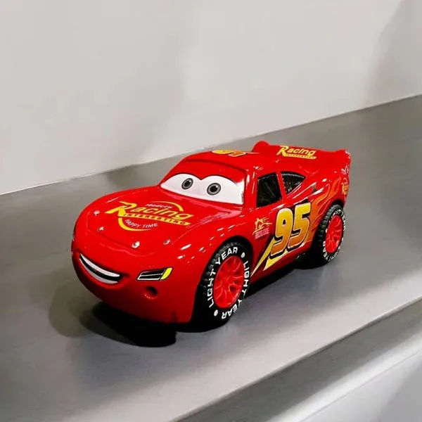 Original Disney Lightning McQueen Alloy Car Model Set – Pull-Back Toy with Lights & Music – Perfect Gift for Kids