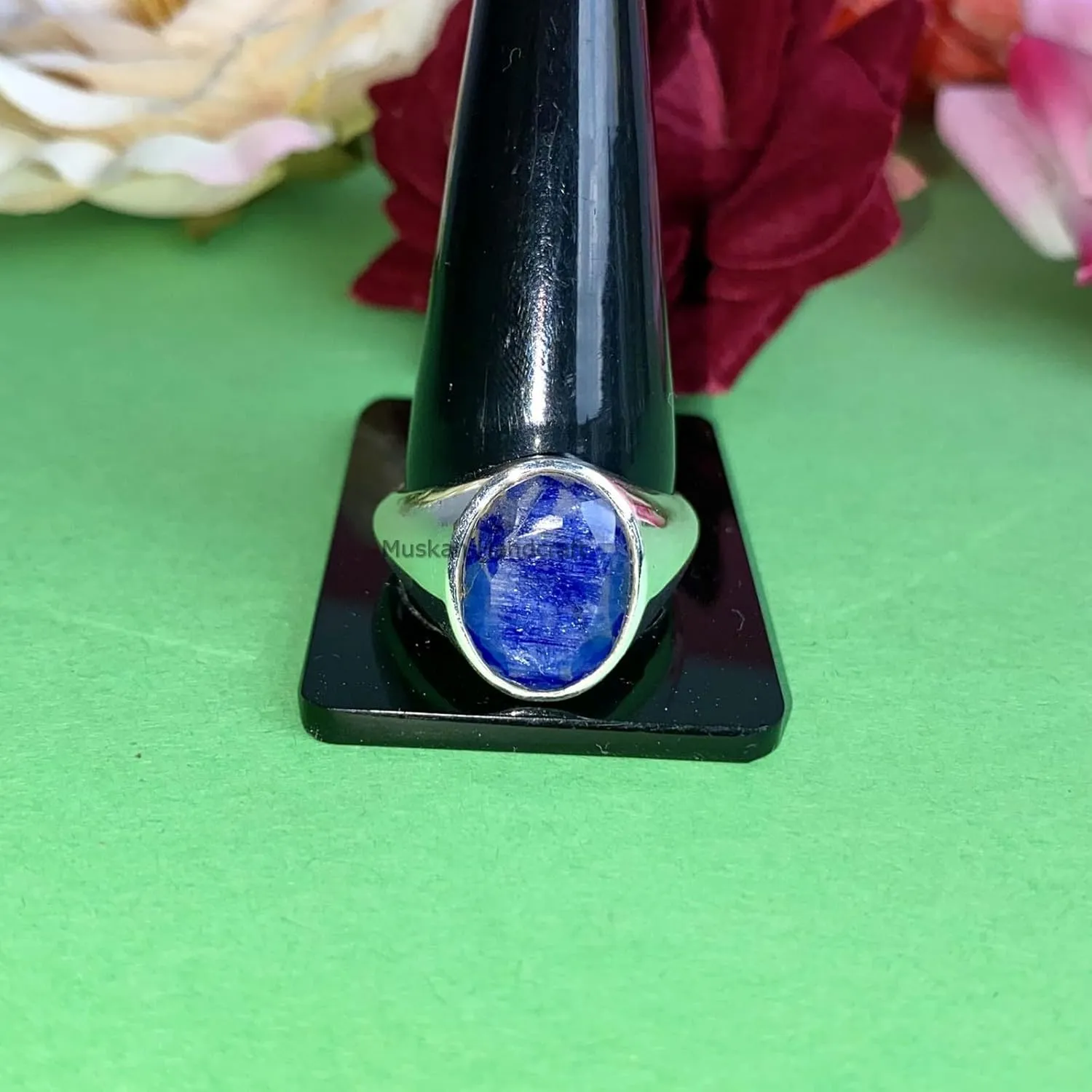 Oval Cut Blue Sapphire Gemstone Signet Handmade Delicate Ideal Jewelry Gift for Men Natural 925 Sterling tenant Silver Ring with 