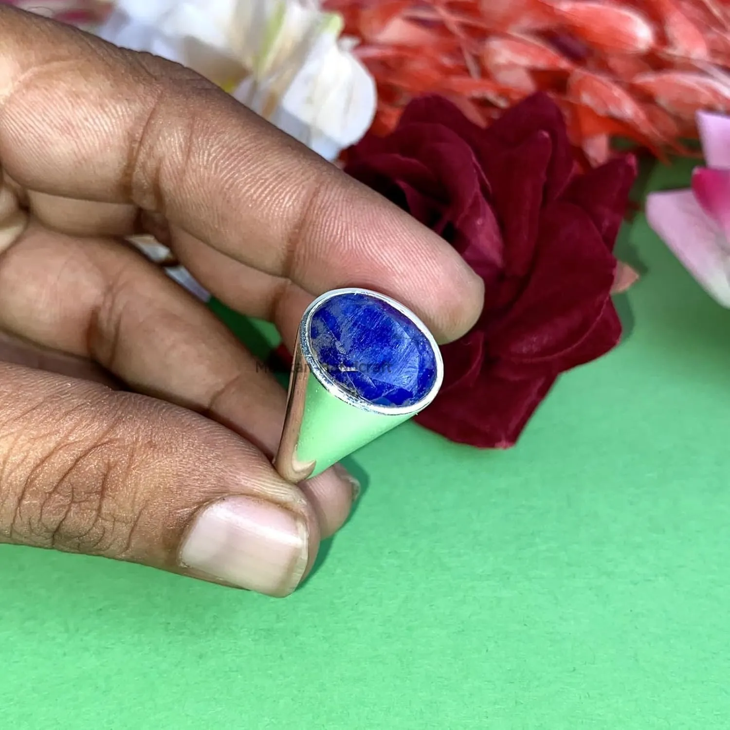Oval Cut Blue Sapphire Gemstone Signet Handmade Delicate Ideal Jewelry Gift for Men Natural 925 Sterling tenant Silver Ring with 